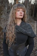Handwoven twisted capelet in gray wool and alpaca.