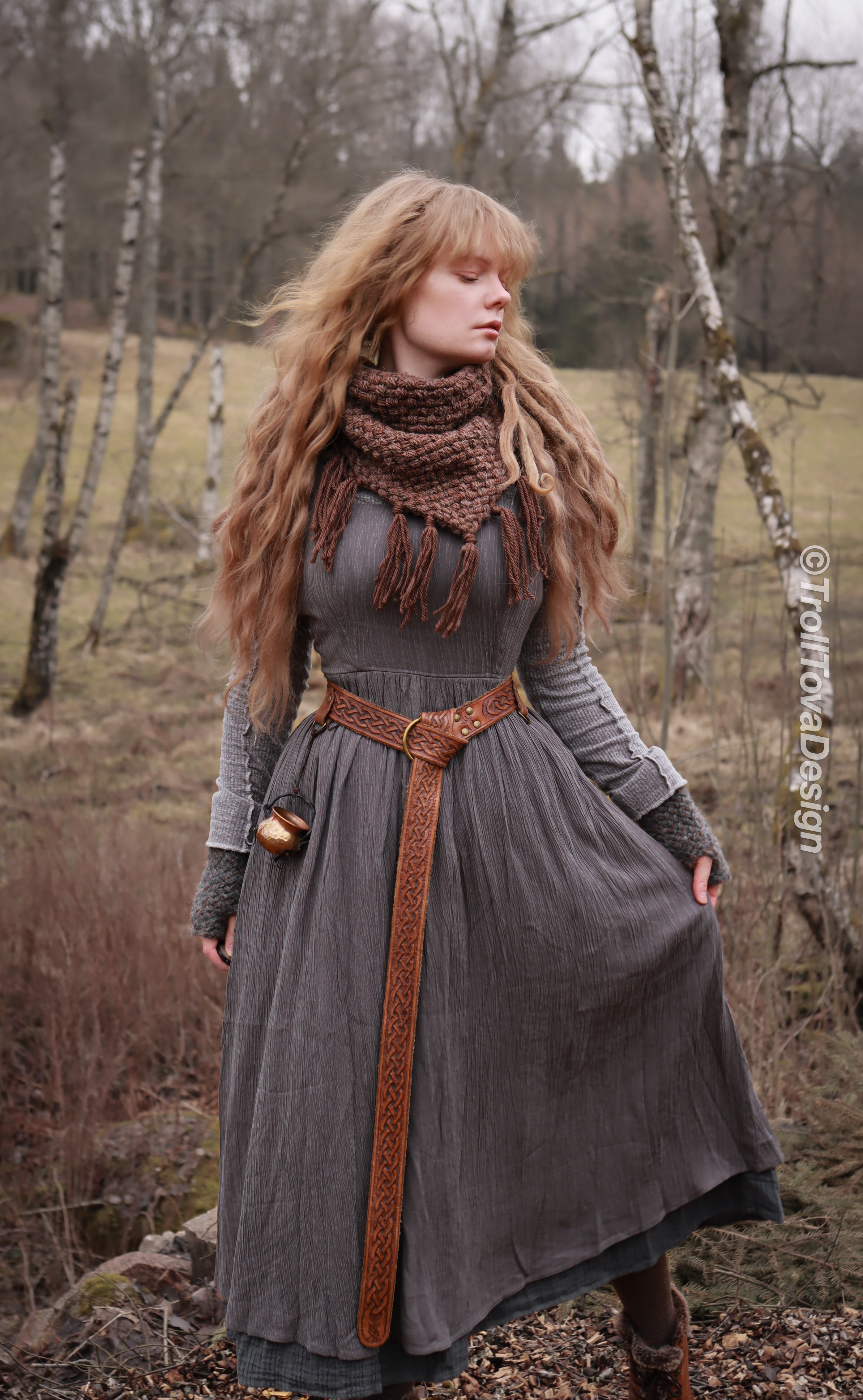 Handwoven triangle scarf in brown wool and alpaca made from scrap yarn.