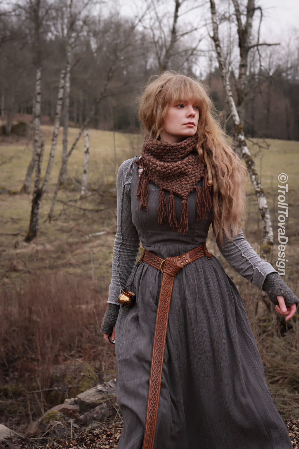 Handwoven triangle scarf in brown wool and alpaca made from scrap yarn.