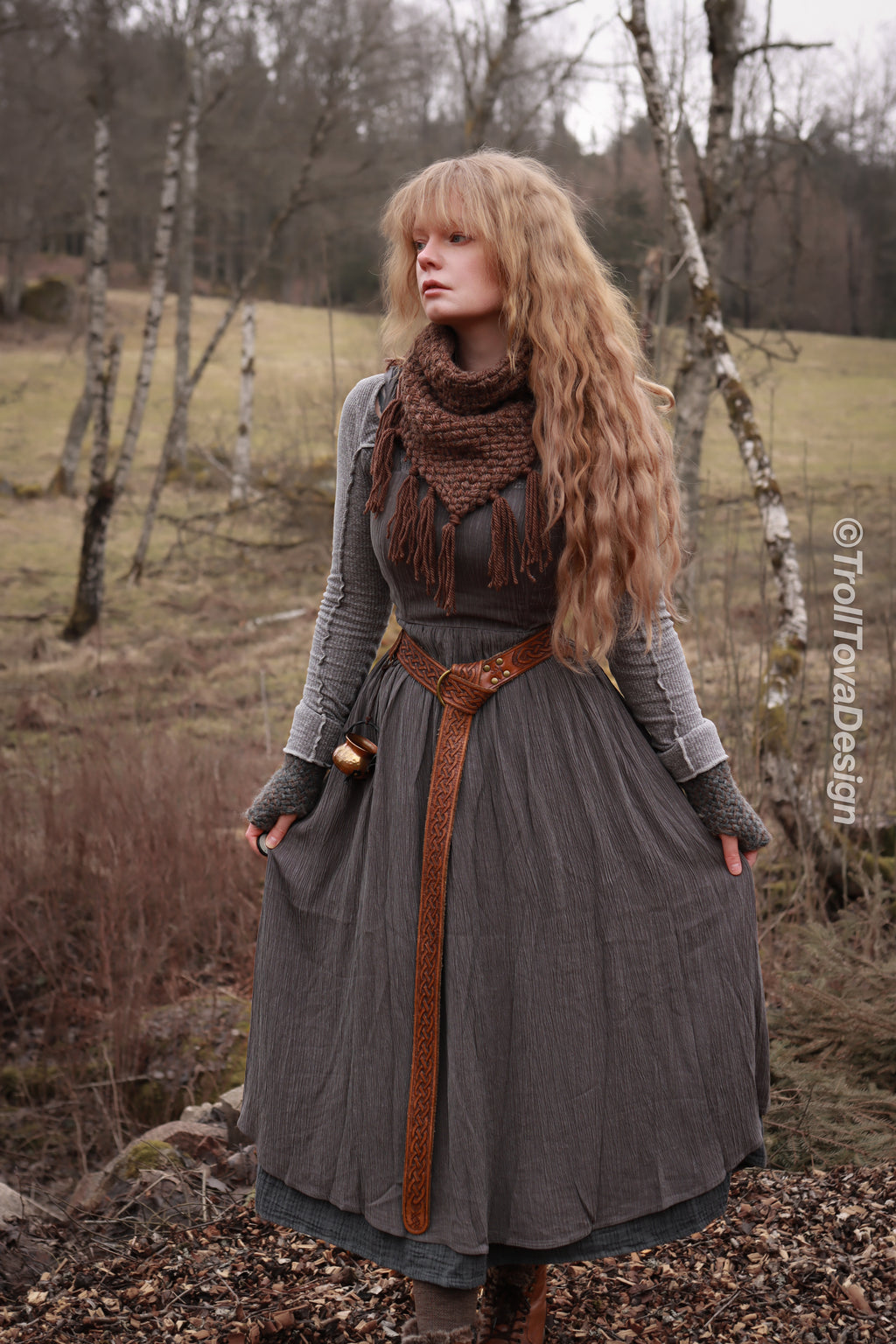 Handwoven triangle scarf in brown wool and alpaca made from scrap yarn.