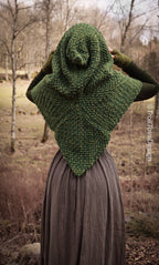 Big handwoven Skjoldehamn inspired hood in green wool and alpaca.