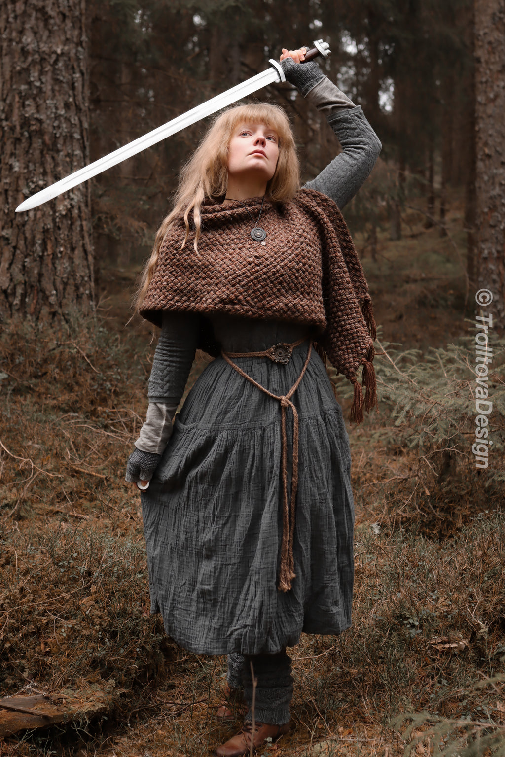 Big handwoven rectangular shawl in brown wool and alpaca.