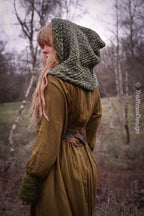 Handwoven hood in forest green wool and alpaca.