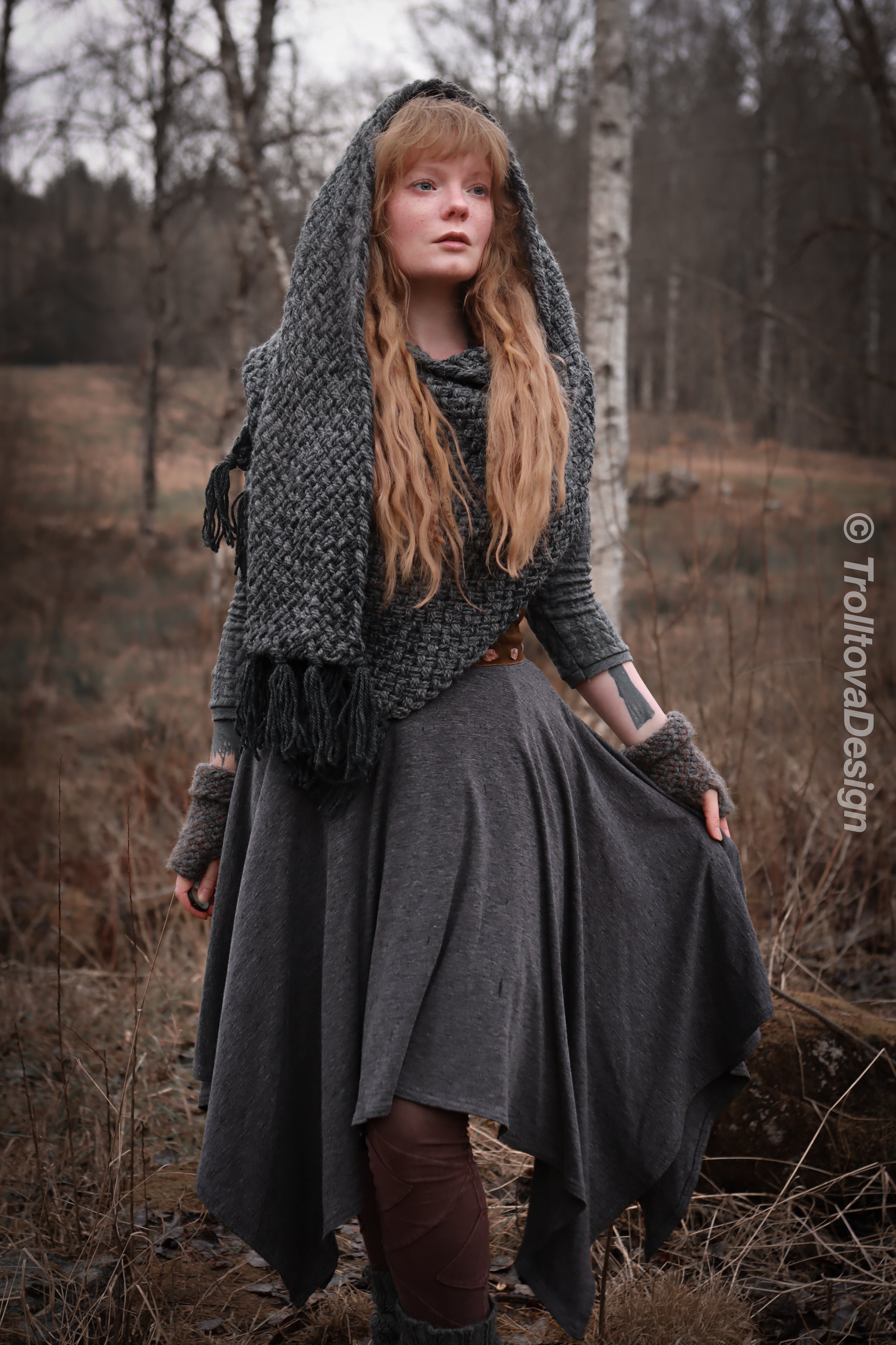 Big handwoven rectangular shawl in gray wool and alpaca.