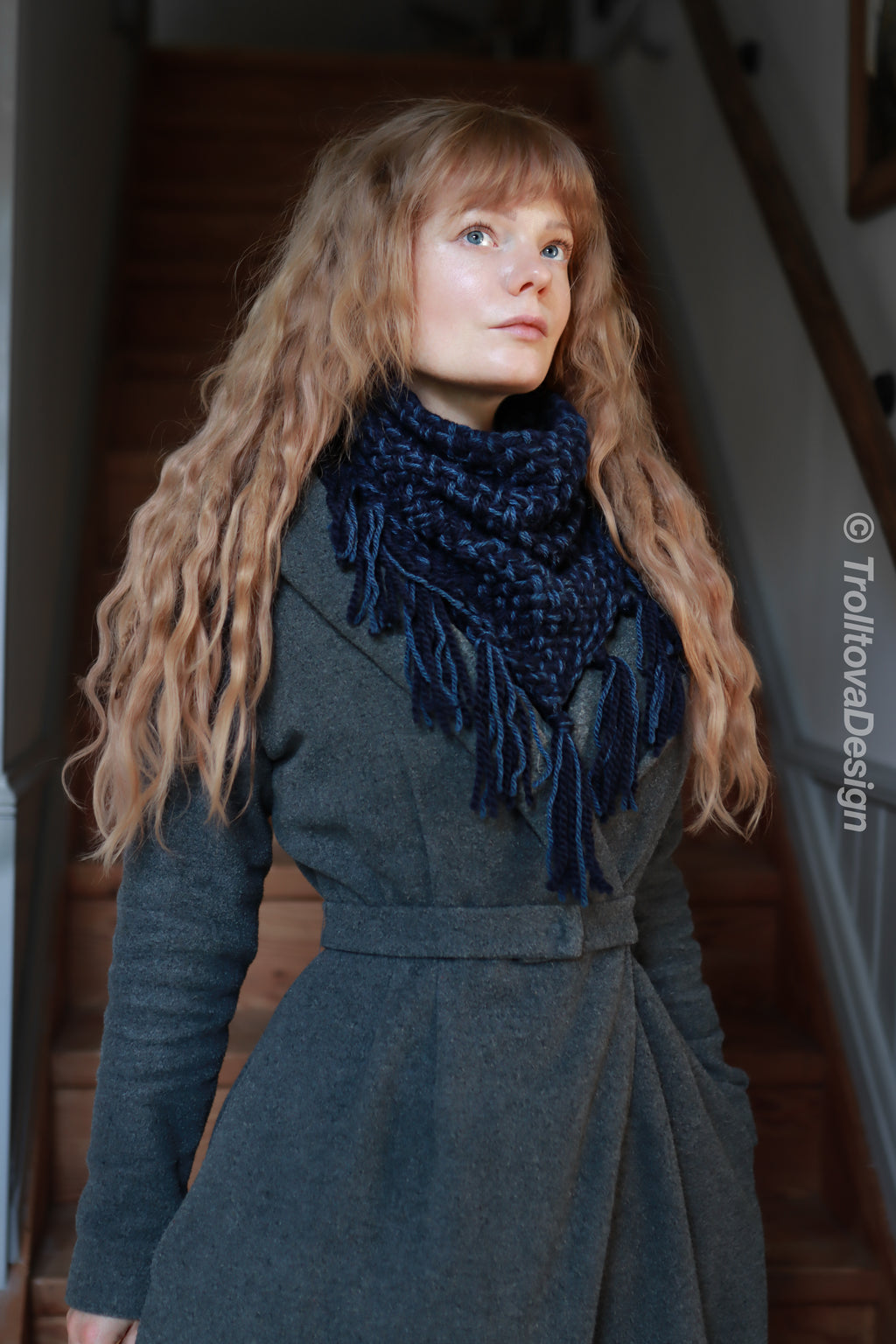 Handwoven triangle scarf in blue wool and alpaca, made from yarn scraps.