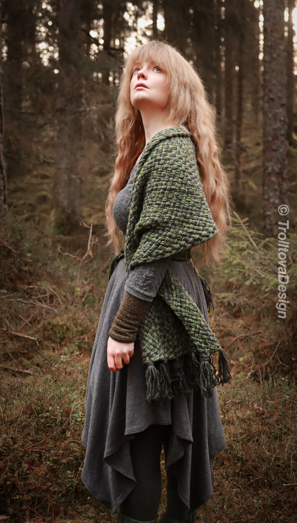 Big handwoven rectangular shawl in forest green wool and alpaca.