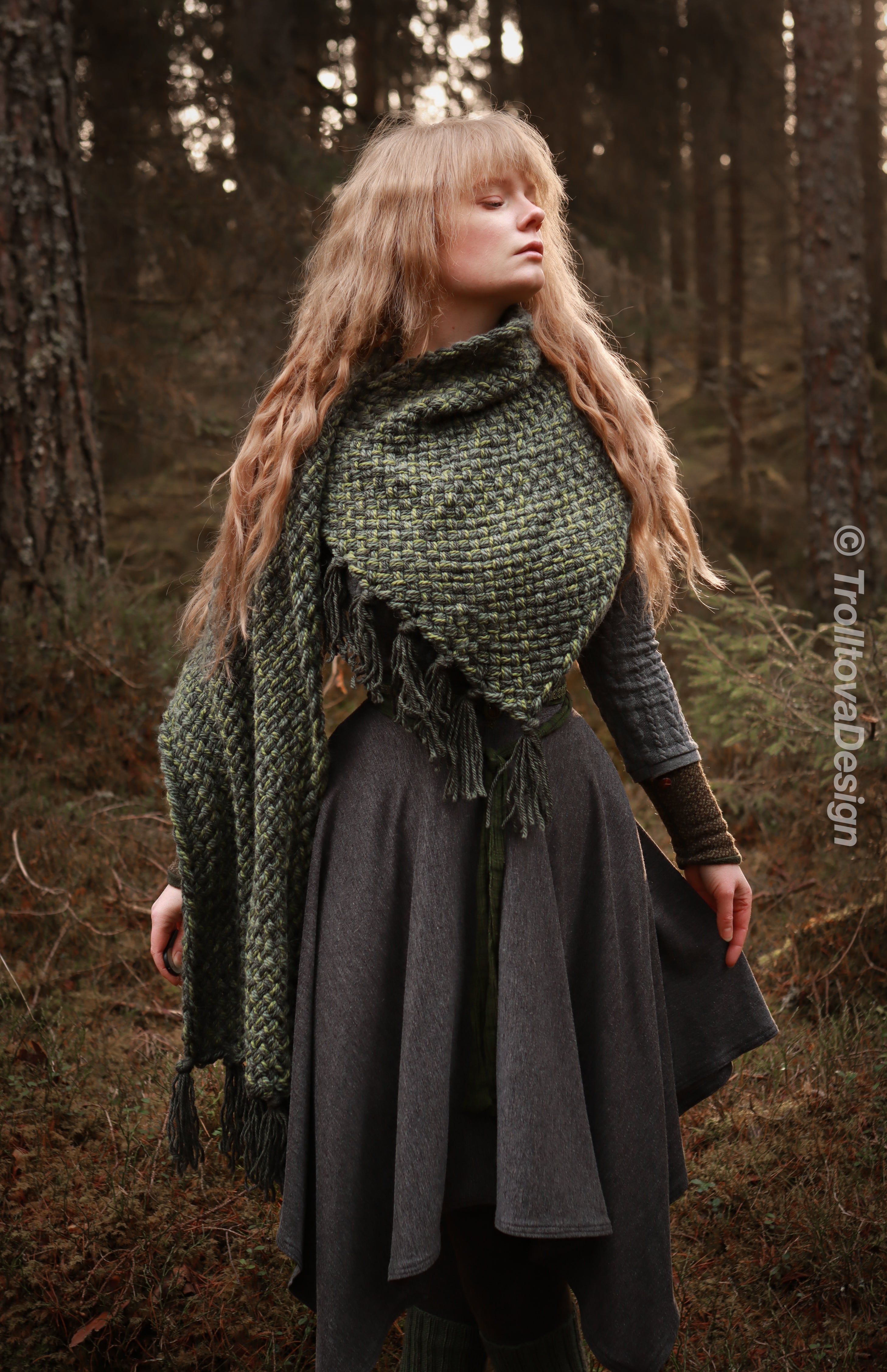 Big handwoven rectangular shawl in forest green wool and alpaca.