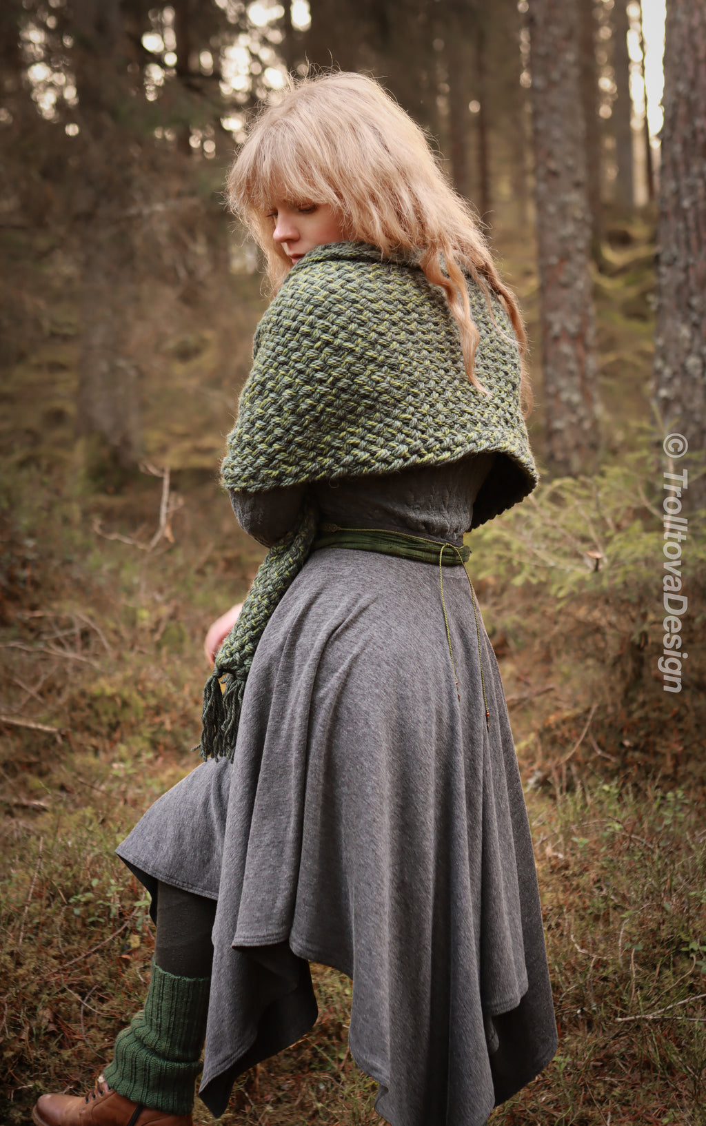 Big handwoven rectangular shawl in forest green wool and alpaca.