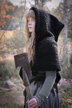 Big Skjoldehamn inspired hood in black wool and alpaca. Handwoven.