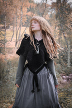 Big Skjoldehamn inspired hood in black wool and alpaca. Handwoven.
