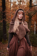 Big handwoven Skjoldehamn inspired hood in brown wool and alpaca.