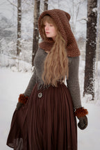 Handwoven hood in brown wool and alpaca.
