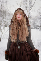 Handwoven hood in brown wool and alpaca.