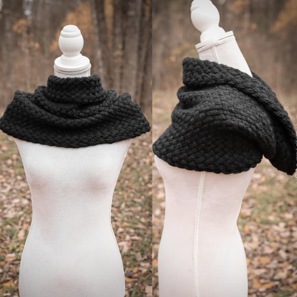 Handwoven simple snood in black wool and alpaca.