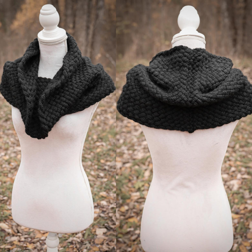 Handwoven simple snood in black wool and alpaca.