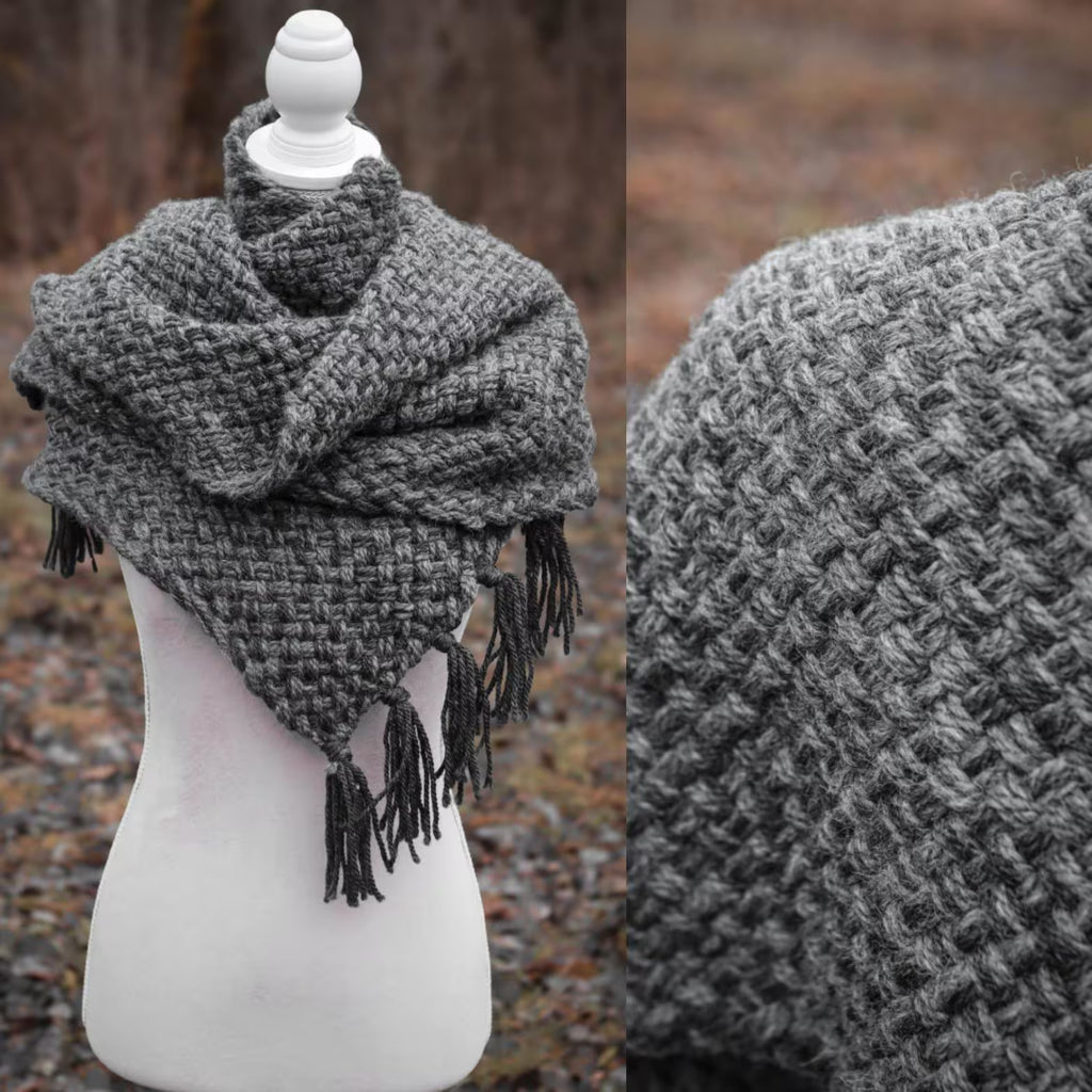 Big handwoven rectangular shawl in gray wool and alpaca.
