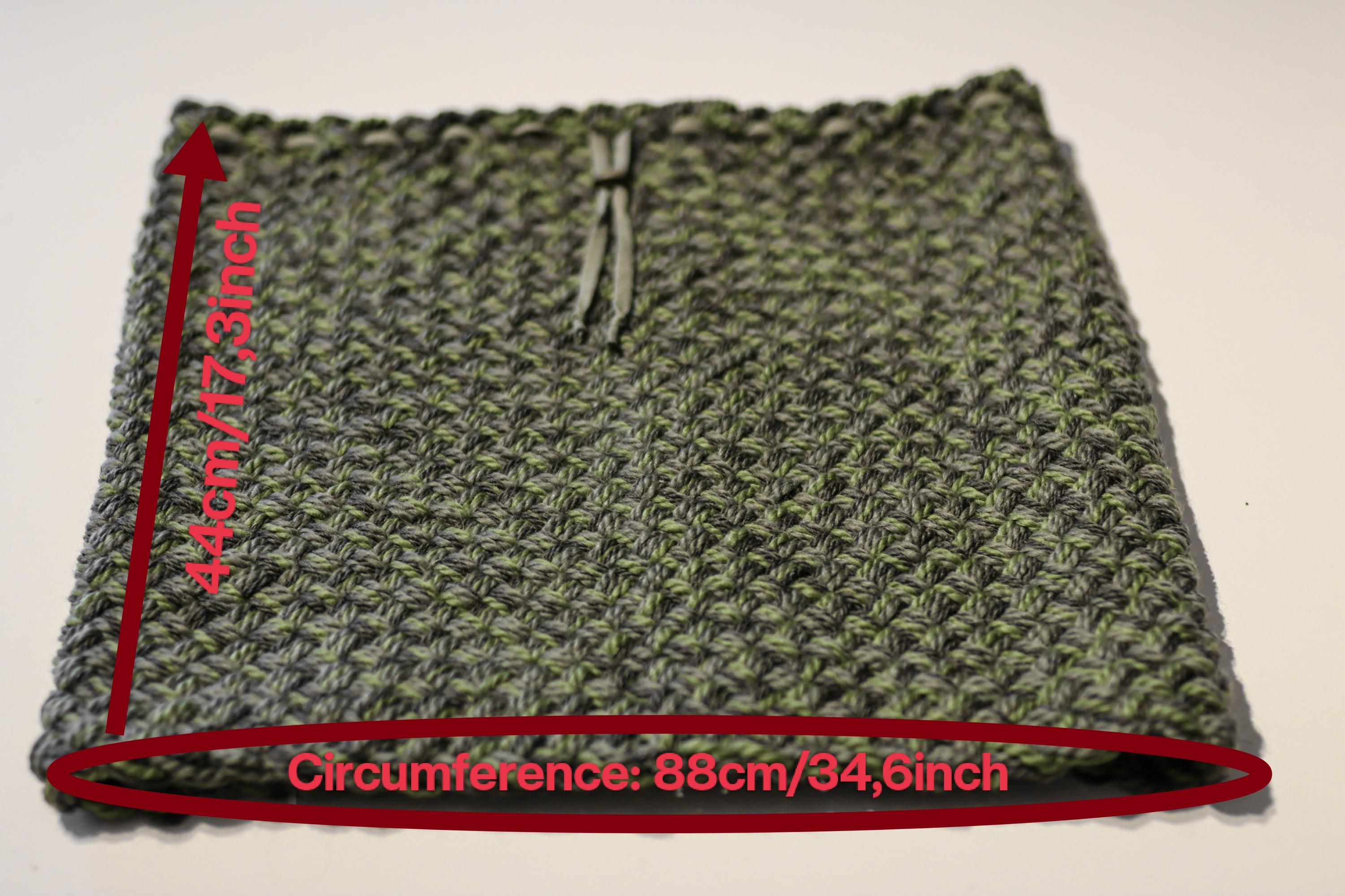 Handwoven snood in forest green wool and alpaca with drawstring.