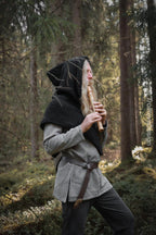 Big Skjoldehamn inspired hood in black wool and alpaca. Handwoven.