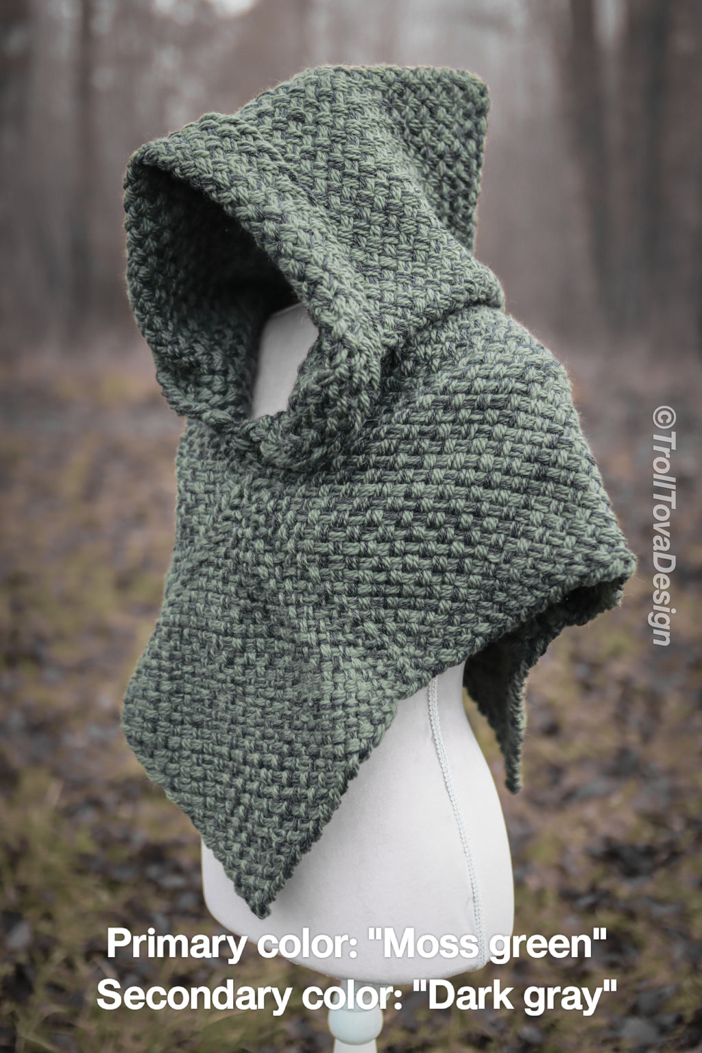 Custom-made big Skjoldehamn hood in the colors of your choice. Handwoven. Please contact before purchase.