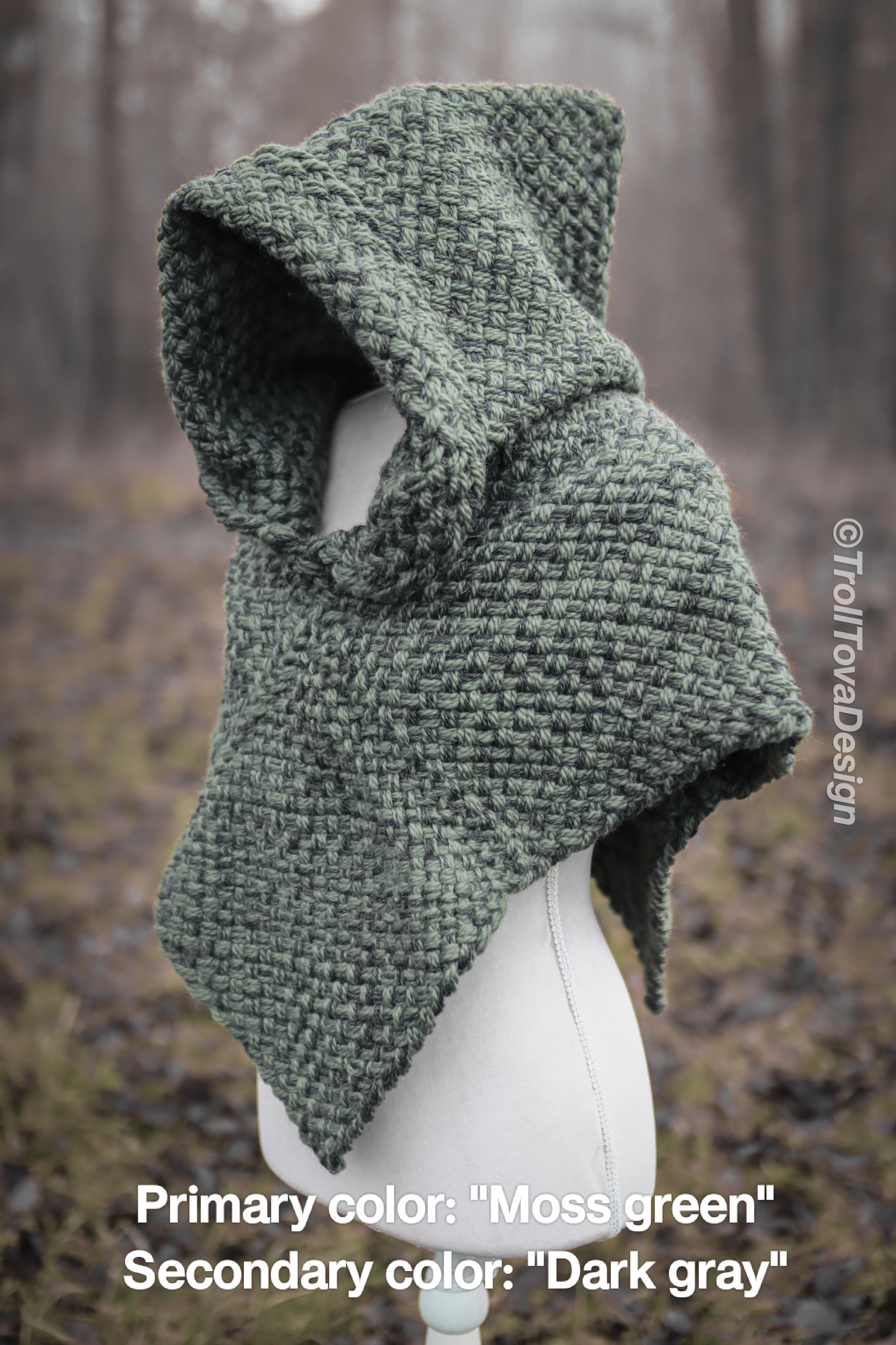 Custom-made big Skjoldehamn hood in the colors of your choice. Handwoven. Please contact before purchase.