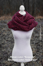 Custom-made extra long snood in the colors of your choice. Handwoven. Please contact before purchase.