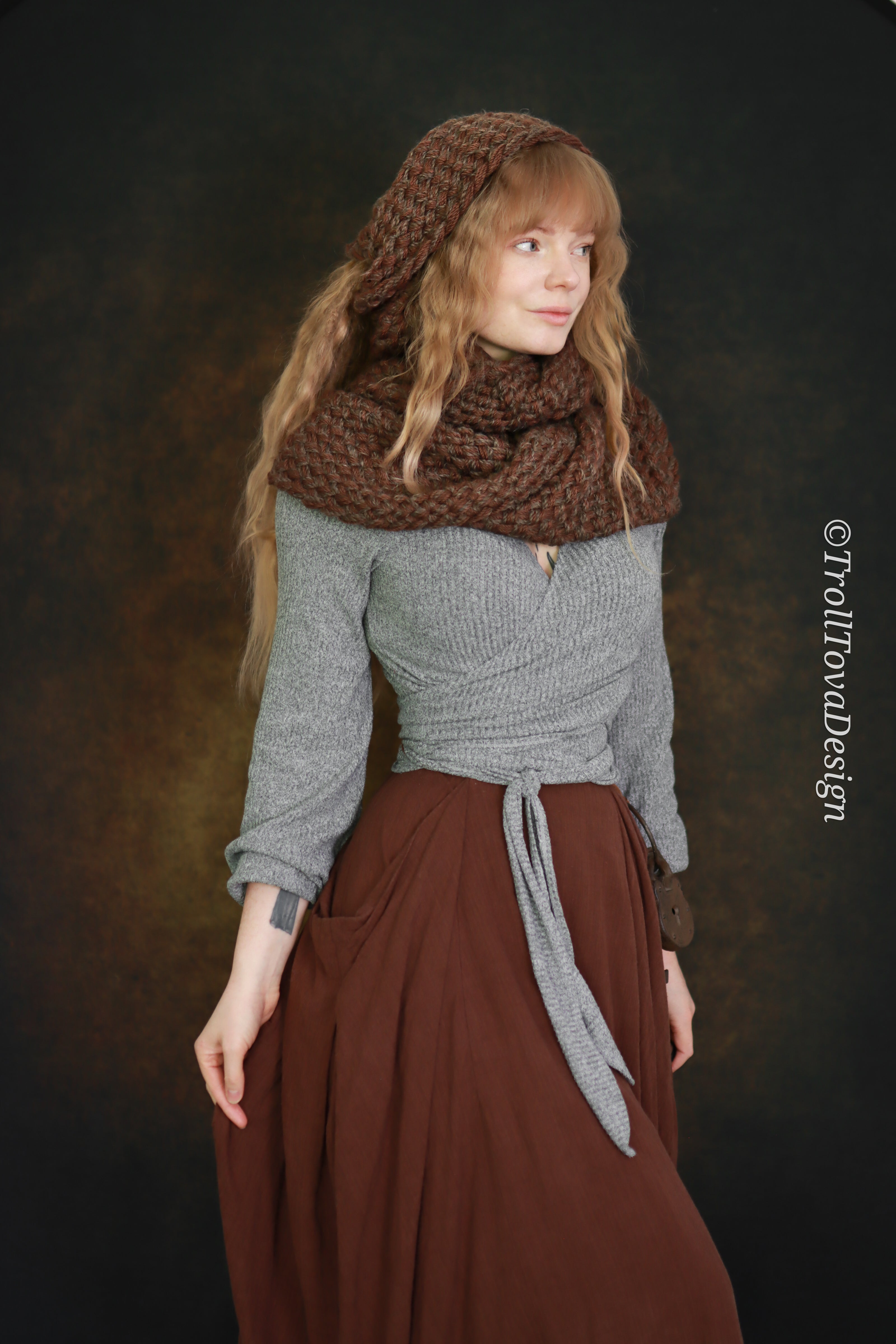 Handwoven extra long snood in brown wool and alpaca.