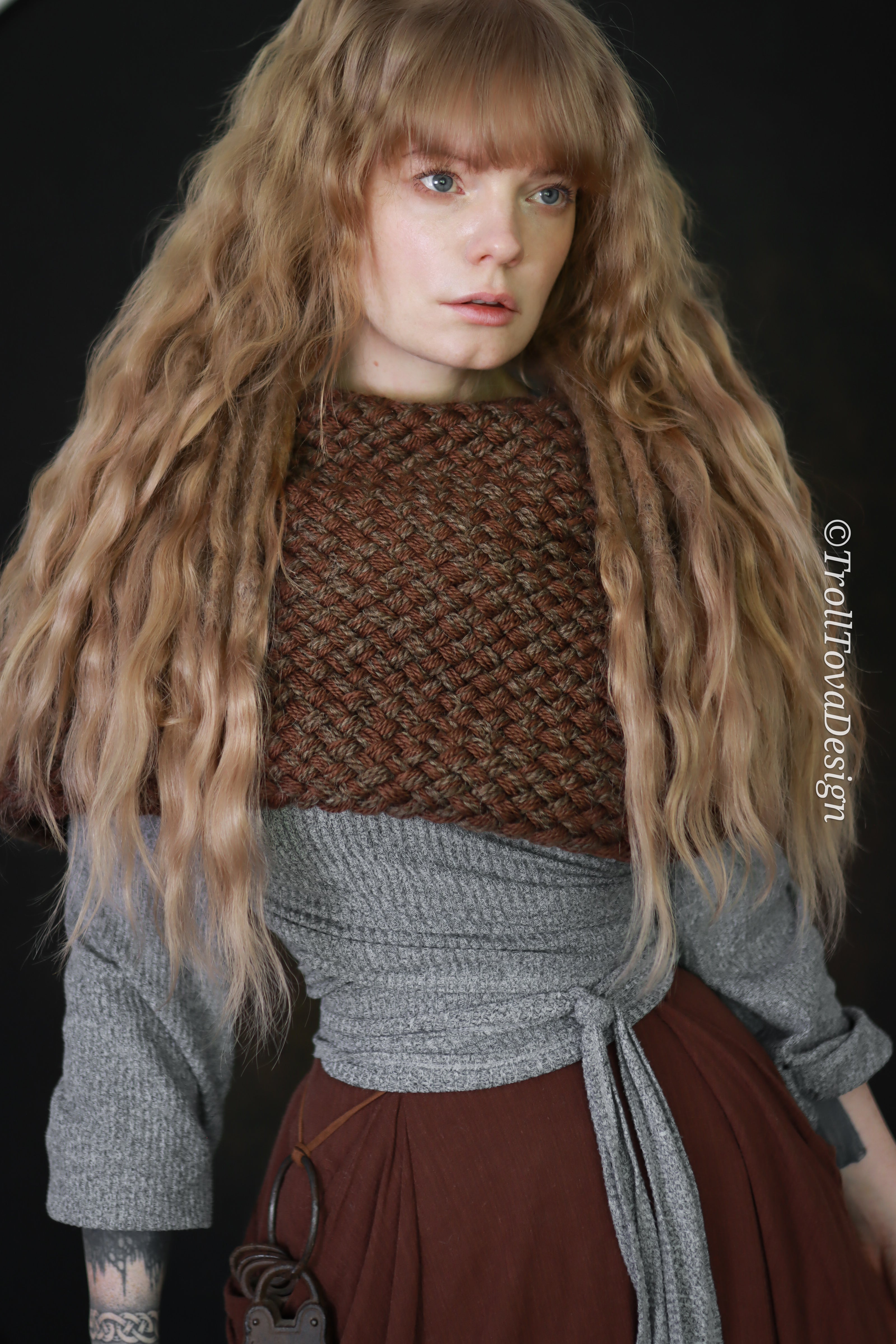 Handwoven extra long snood in brown wool and alpaca.