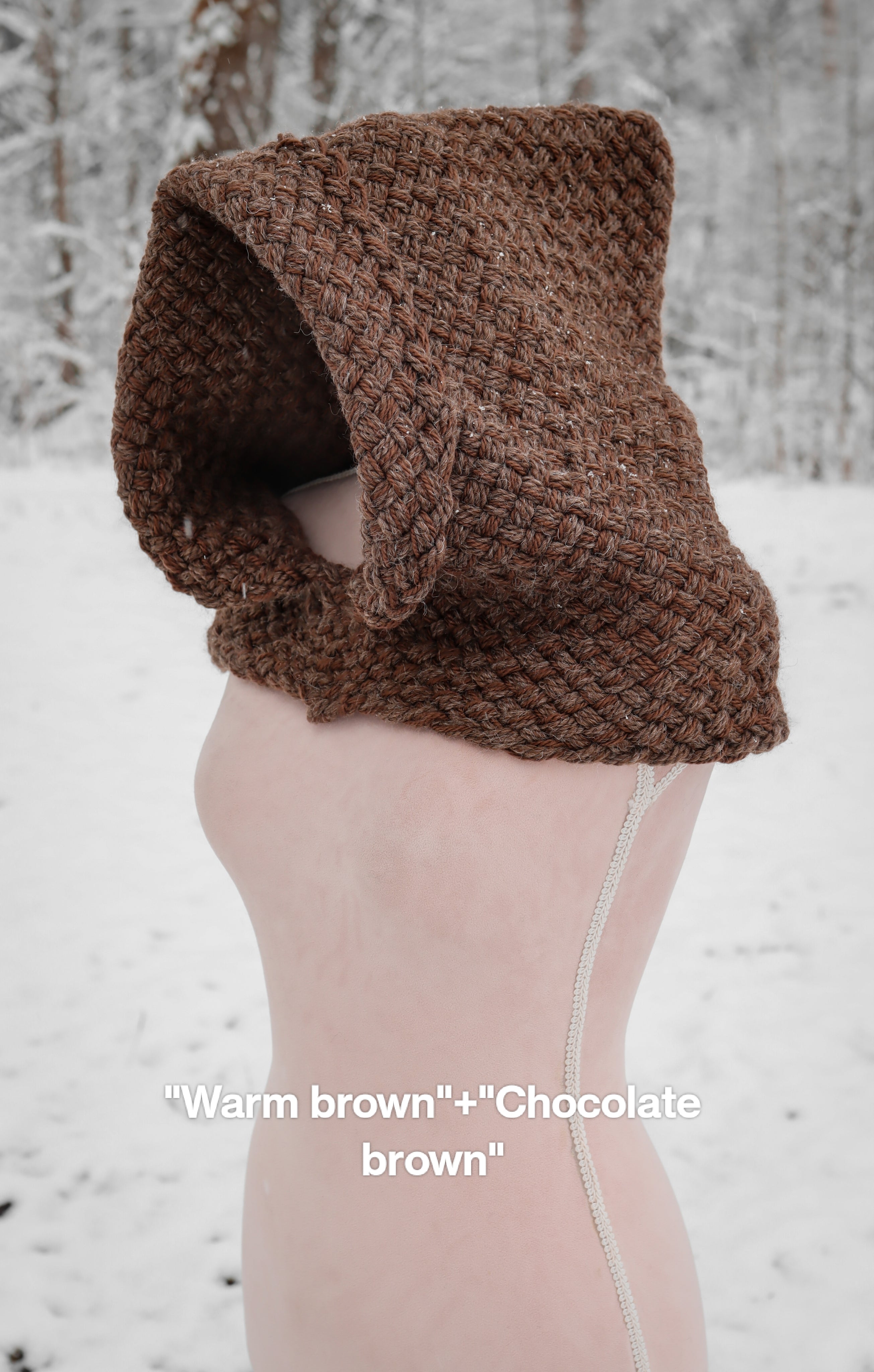 Custom-made hood in the colors of your choice. Handwoven. Please contact before purchase.