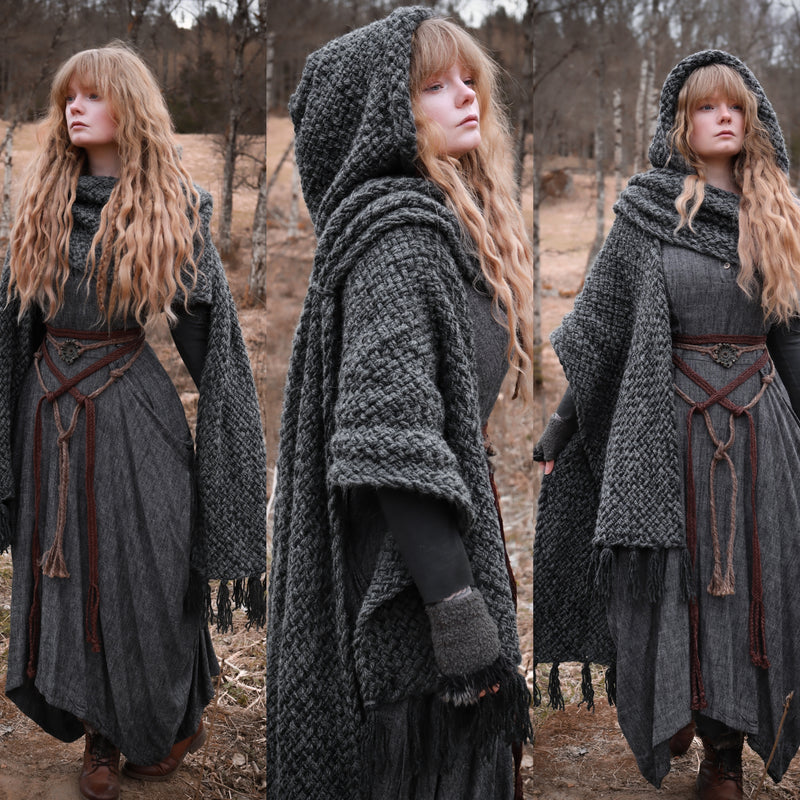 Custom-made extra long hooded shawl in the colors of your choice.