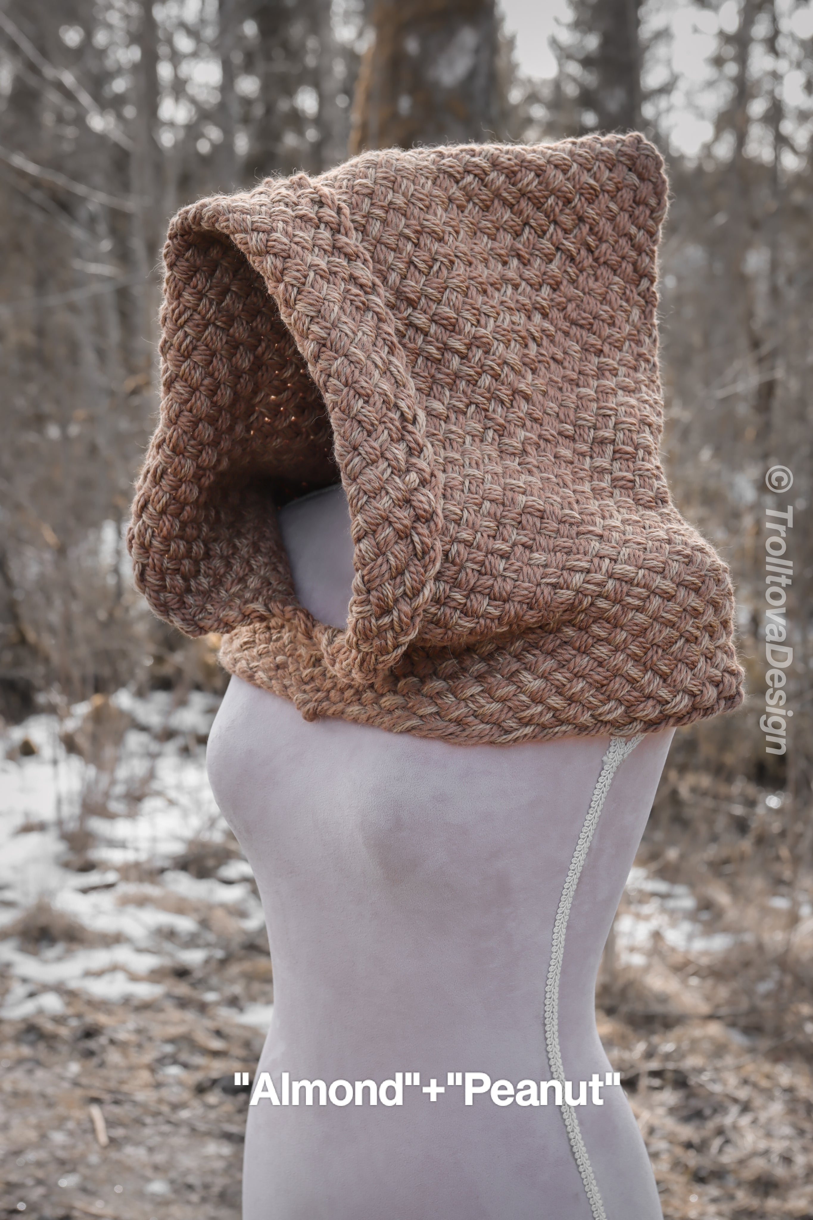 Custom-made handwoven hood in the colors of your choice. Please contact before purchase.
