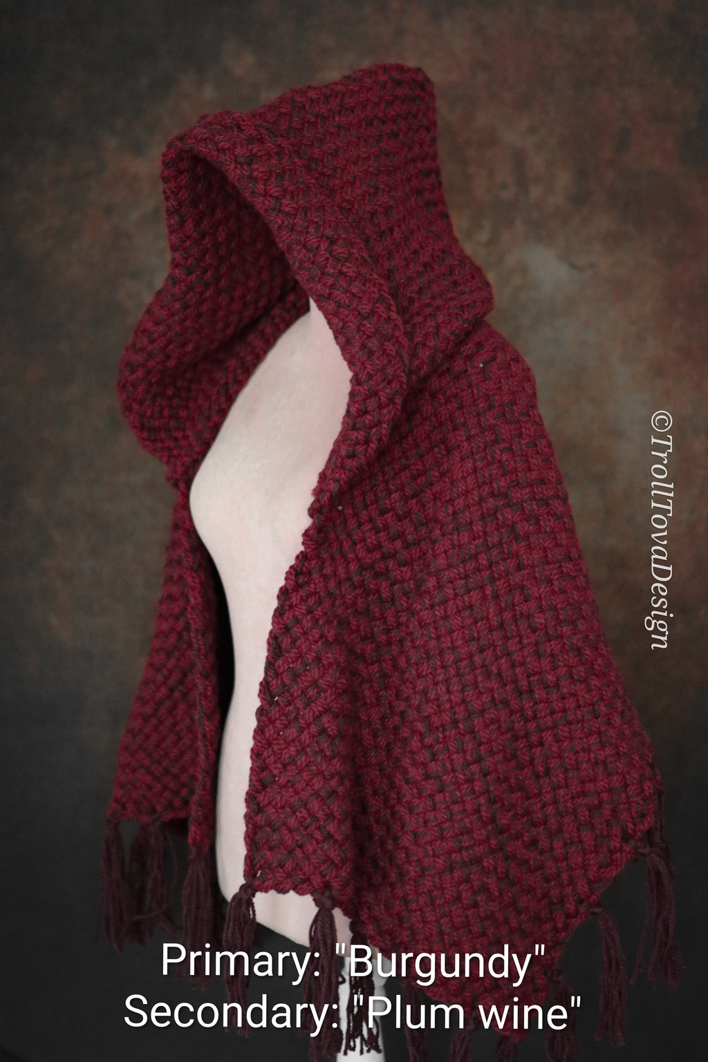Custom-made hooded shawl in the colors of your choice. Handwoven. Please contact before purchase.