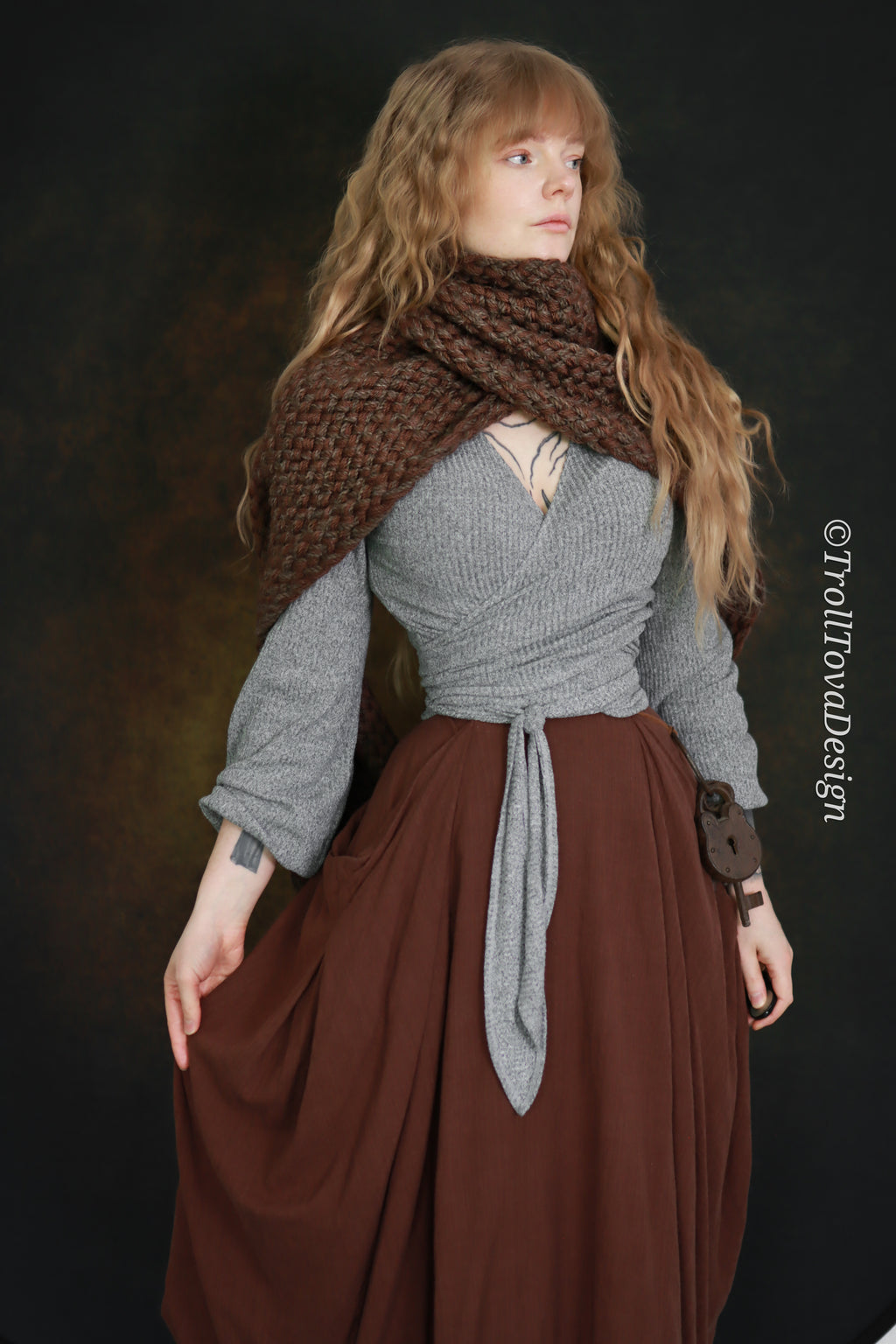 Handwoven extra long snood in brown wool and alpaca.