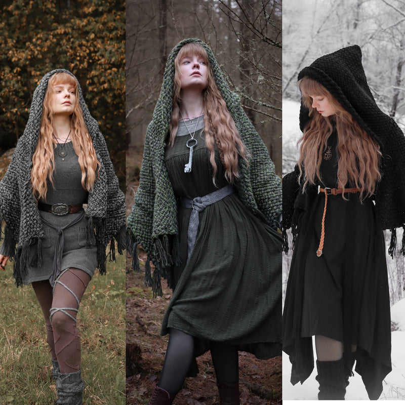 Custom-made hooded shawl in the colors of your choice.